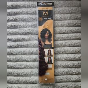 Femi Collection, Burgandy Human Hair Quality, Braids, NWT, Water Bulk 20 Inch